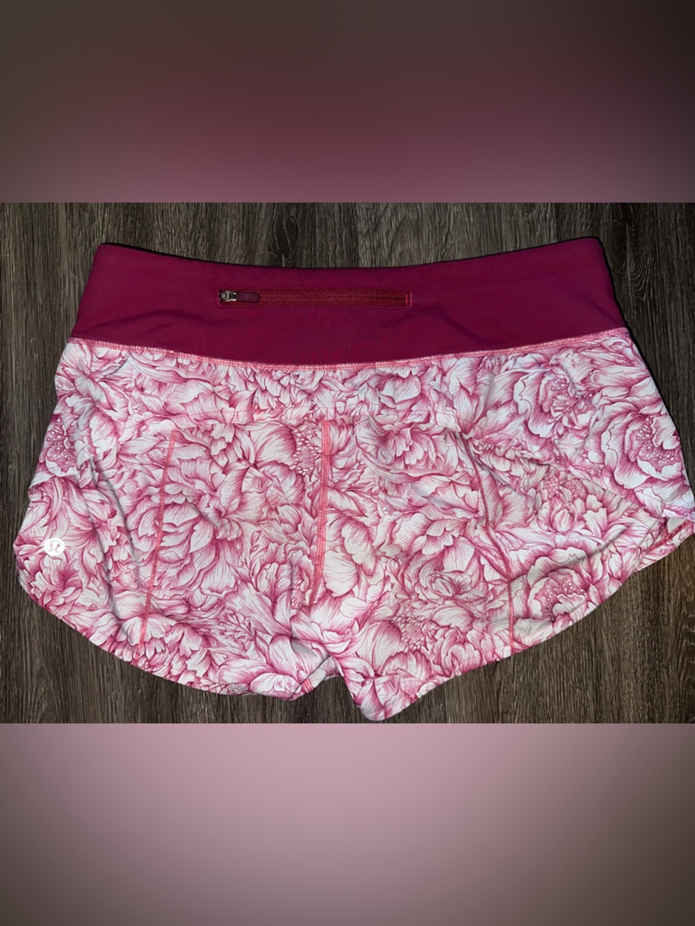 lululemon Speed Up Short- Floral Bloom White Star Ruby